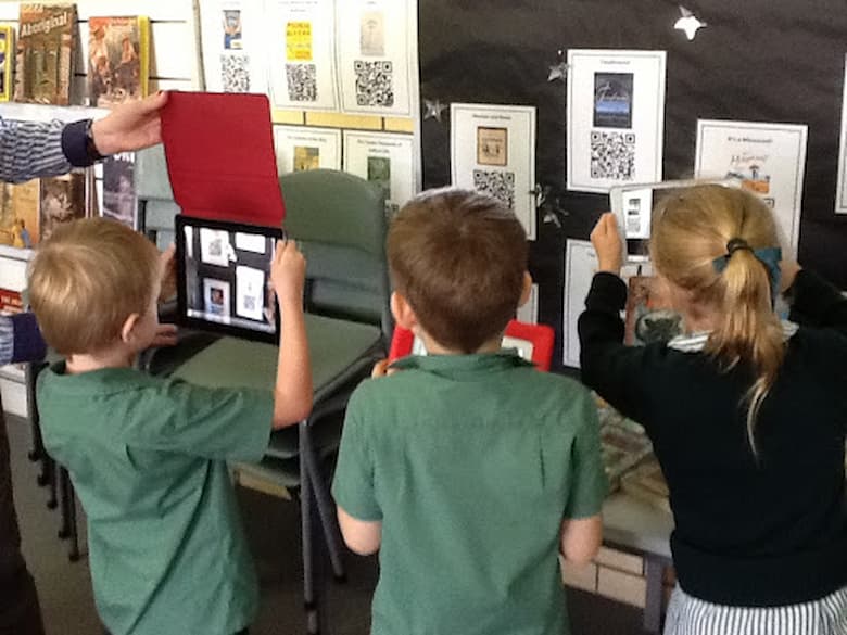 Helping the class interact by using QR Codes in teching